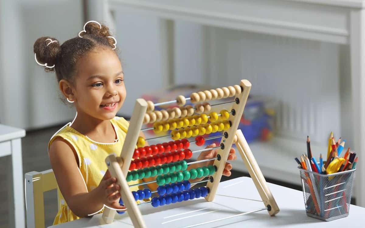 Juegos y juguetes educativos para educación infantil y primaria